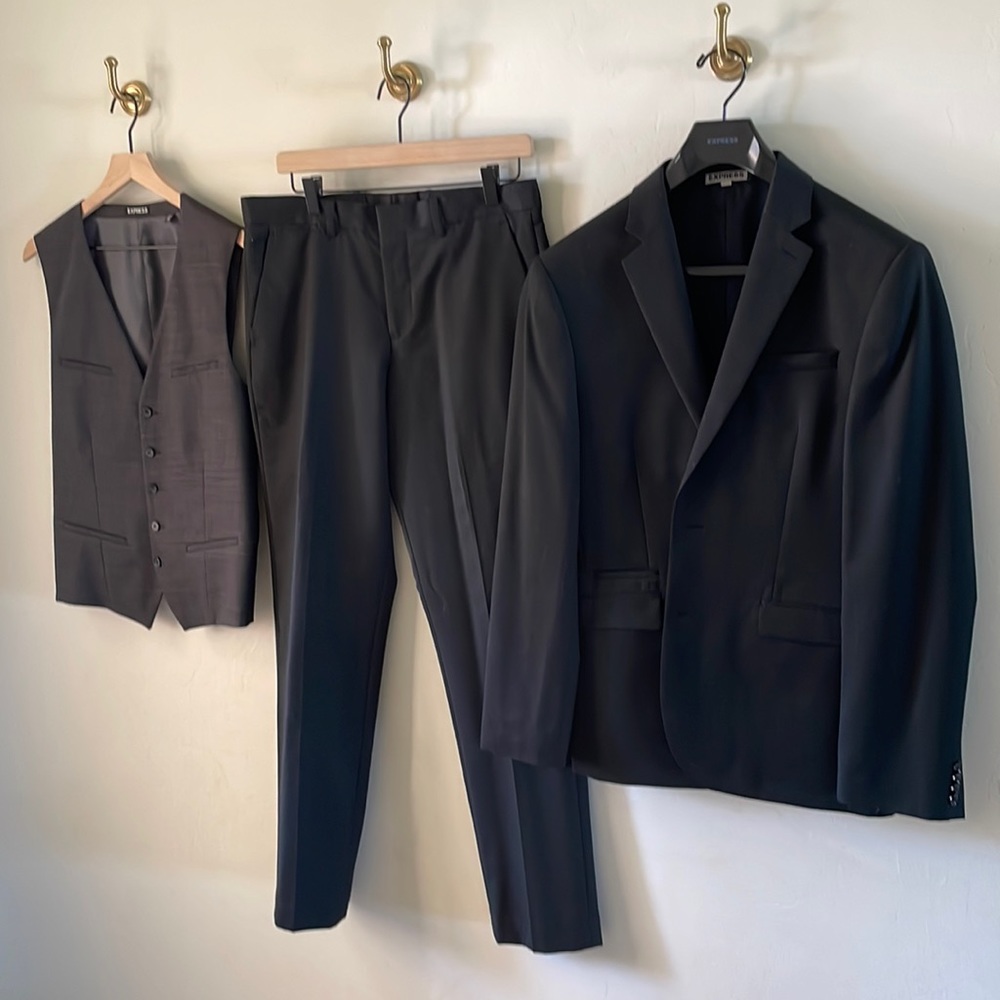 Express Photographer Slim Fit Black Suit & Vest